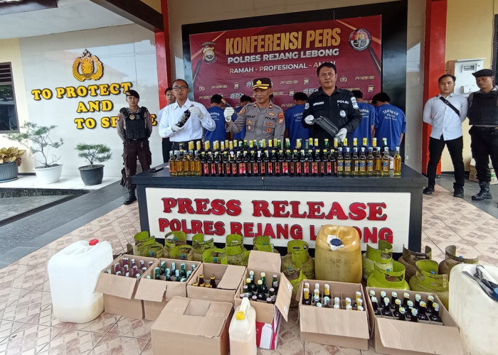 OPS Pekat Nala II Tahun 2025, Polisi Amankan Ratusan Botol Miras dan Puluhan Gas Elpiji