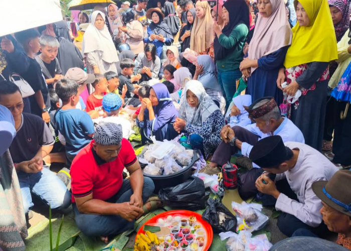 Wabup Ikuti Sedekah Bumi 1 Muharram 1448 H di Bogor Baru
