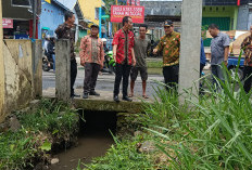 Pjs Bupati Tinjau Titik Rawan Banjir