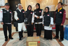 Kemenkes Beri Bantuan 62.3 Ton Obat-Obatan untuk Jamaah Haji Indonesia