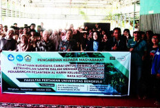 Sambang Pondok Pesantren Alkarim Kota Bengkulu, Dosen UNIB Ajarkan Budidaya Cabai untuk Memanfaatkan Lahan 