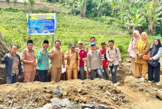 Pemerintah Desa Mojorejo Salurkan BLT dan Lakukan Titik Nol Pembangunan Drainase