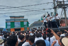 Demo Massa di Lebong Segel Ruang Plt Bupati 