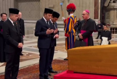 Jokowi Hadiri Prosesi Pemakaman Paus Fransiskus