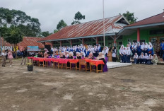 SMPN 13 RL Budayakan Kearifan Lokal, Melalui Peringatan Bulan Bahasa, HGN, dan Hari Pahlawan 2023
