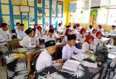 Sekolah di Rejang Lebong Ini Wajibkan Siswanya Baca Alquran 15 Menit Sebelum Belajar di Kelas! 