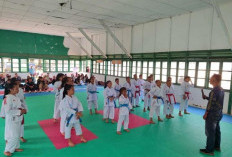 4 Siswa Ini Cabang Karate RL ke Provinsi