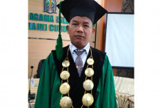 IAIN Curup Tambah Guru Besar, Warek II M Istan Terima SK Penetapan Guru Besar 