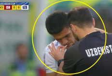 Pemain Uzbekistan U23 Tertangkap Kamera Soal Ini, Cium Benda Aneh Saat Lawan Indonesia U23 