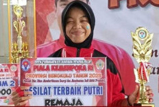 Hebat!! Siswi Ini Raih Juara 1 Pencak Silat Kemenpora