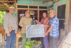 Petani Kopi Terima Bantuan Bibit Durian, Dari TNKS Wilayah III Bengkulu-Sumsel