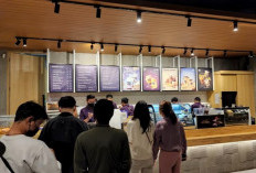 Fenomena Makanan Viral di Blok M, Kenapa Orang Rela Antre Berjam-Jam ? 