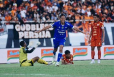 Persib Kalahkan Persija 2-1 di Samarinda