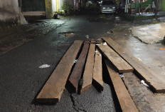  Jalan Cokroaminoto Talang Rimbo Baru Kembali Ambles, Hampir Setengah Badan Jalan Tergerus