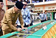 Bupati Buka Gebyar Ke 10 SMPIT RR, Juga Resmikan Bangunan DAK SMP 2023  