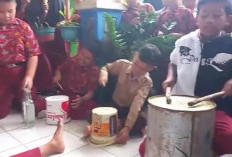 Menarik! Siswa Sekolah Ini Mainkan Drumband dengan Memanfaatkan Barang Bekas