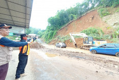 Sempat Lumpuh 12 Jam, Jalan Lintas Curup-Lebong Kembali Normal