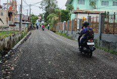 Akhirnya Jalan Samping Kantor Bupati Diperbaiki