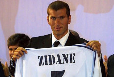 Zidane Jadi Kandidat Pengganti Arne Slot di Liverpool 