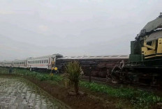 Tiga Orang Tewas, Adu Banteng KA Turangga dan KA Commuter Bandung Raya