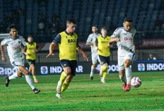 Tekuk Arema FC 4-0, Ole Romeny Cedera!