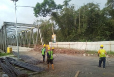 Pembangunan Jembatan Simpang Nangka Dalam Proses Pembesian