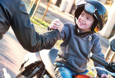 Tips Aman Membonceng Anak Menggunakan Sepeda Motor