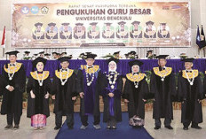 Guru Besar Unib Bertambah 10 Orang