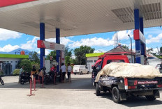 Pengendara Keluhkan BBM Baru Ada Sore di SPBU Curup