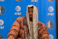 Kyrie Irving Bintang NBA Mengenakan Keffiyeh