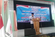 Bupati Beri Kado Spesial Peringati HUT PGRI 78 dan HGN tahun 2023