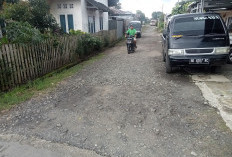 Jalan Perumahan Rusak, Warga Harapkan Perbaikan