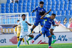 Arema FC Kuasai Super League, Tekuk PSBS Biak 4-1