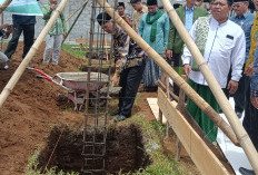 Pembangunan Ponpes Darul Ma'arif, Bupati Harap Lahirkan Santri-santri Berakhlak