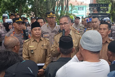 Warga Kampung Jeruk Kembali Datangi Kantor Bupati Pasca Putusan PTUN, Ini Tuntutannya!