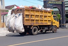 Tak Ada Pengadaan, DLH Optimalkan 18 Armada Pengangkut Sampah