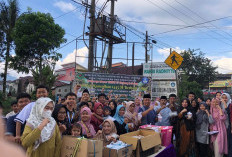 Ramadan Bulan Penuh Berkah, SMPN 13 Rejang Lebong Bagikan 1000 Takjil