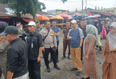 Tim Lintor Tertibkan Pegadang Pasar Atas Membandel