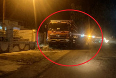  Waduh,, Truk Nginap di Badan Jalan dalam Kota Curup, Warga Desak Ini