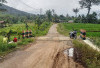 Jalan Rusak Dusun Sawah Butuh Perbaikan  