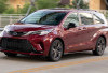 Tenaga Hybrid dan Konsumsi Irit, Inilah Keunggulan Toyota Sienna 2025 !